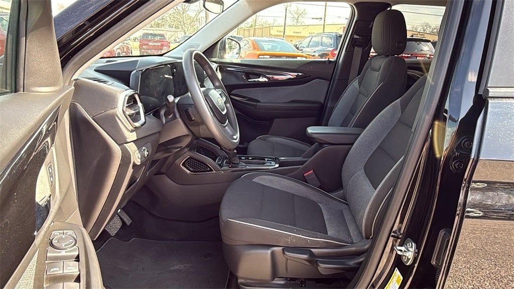 2025 Chevrolet TrailBlazer LS