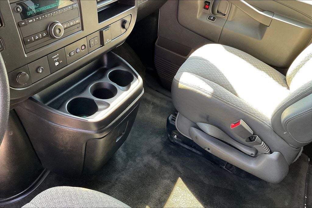 2019 Chevrolet Express 3500 LT Passenger