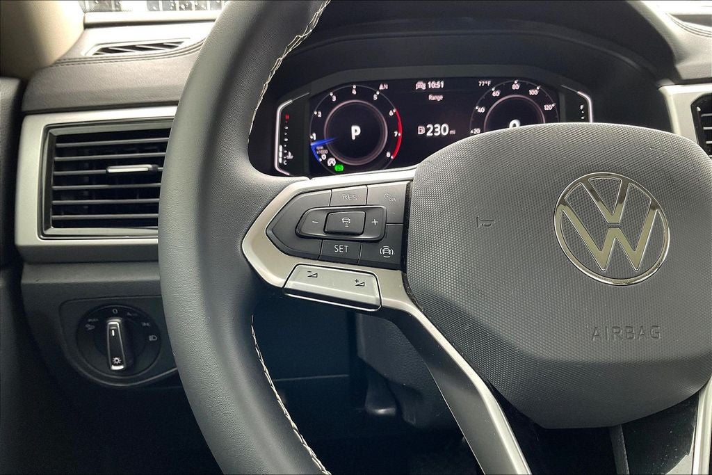2023 Volkswagen Atlas 3.6L V6 SE w/Technology