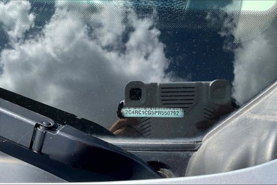 2023 Chrysler Voyager LX