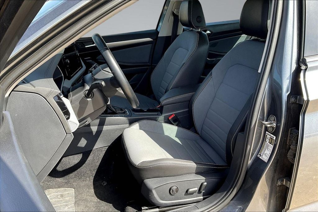 2025 Volkswagen Jetta 1.5T SE