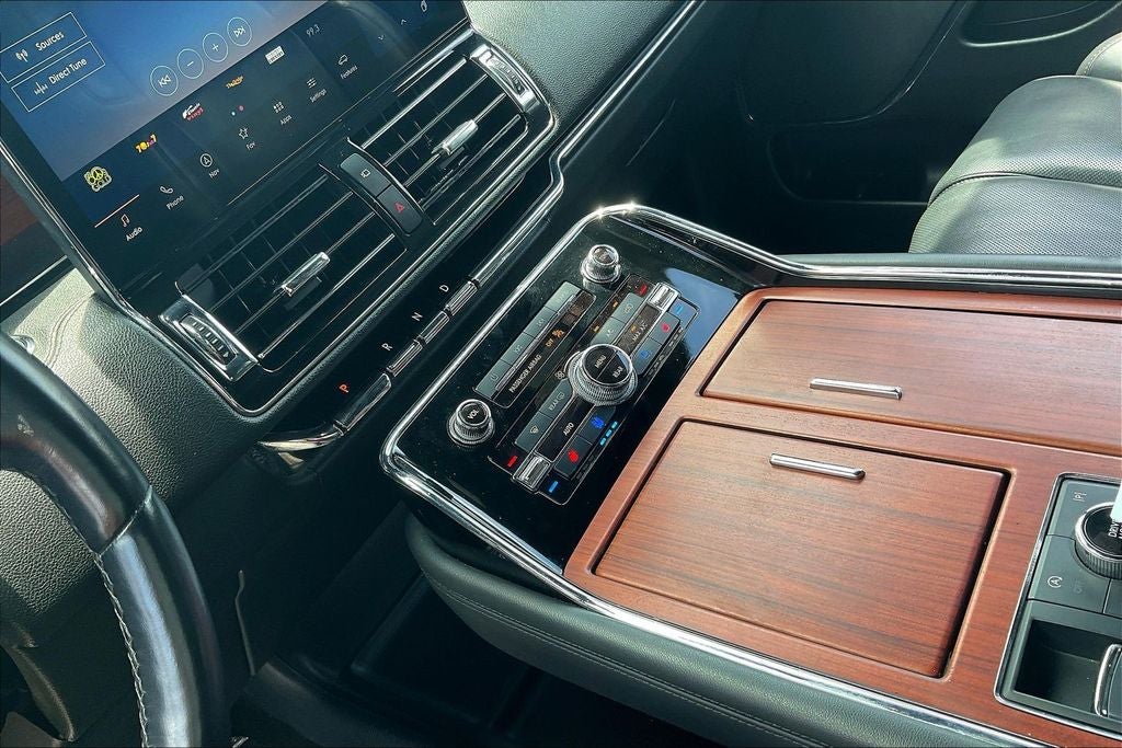 2023 Lincoln Navigator L Reserve