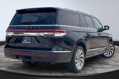 2023 Lincoln Navigator L Reserve