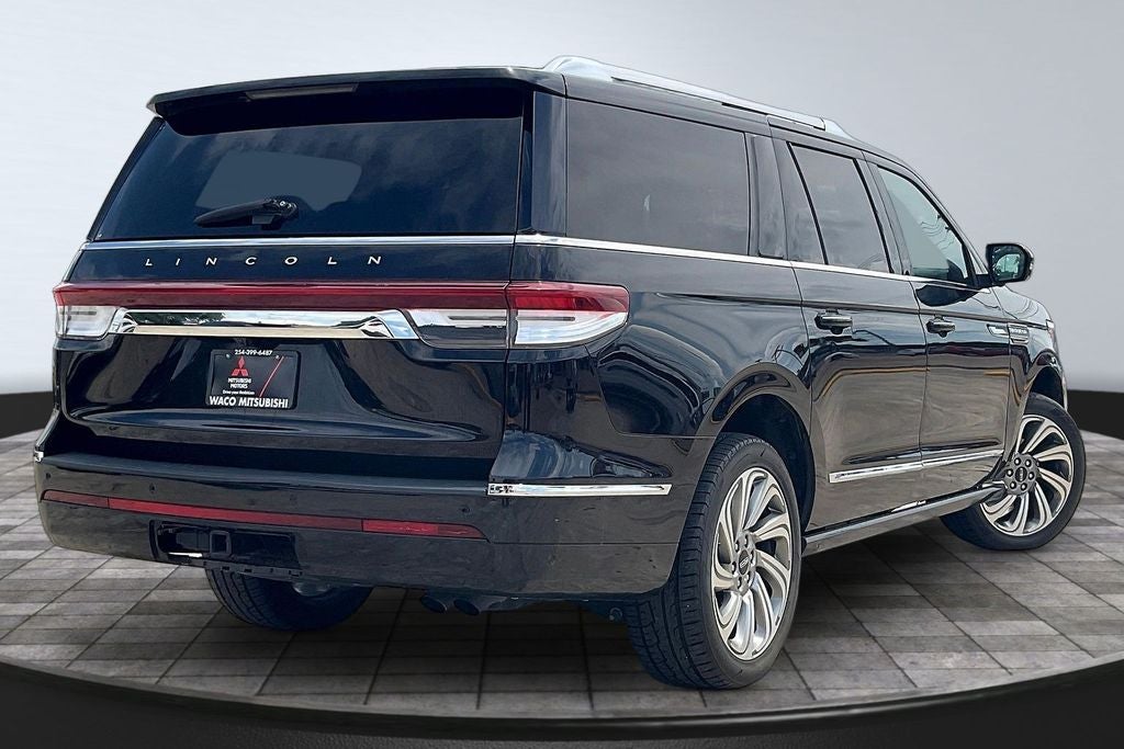 2023 Lincoln Navigator L Reserve