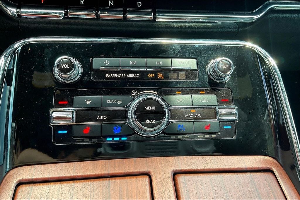 2023 Lincoln Navigator L Reserve