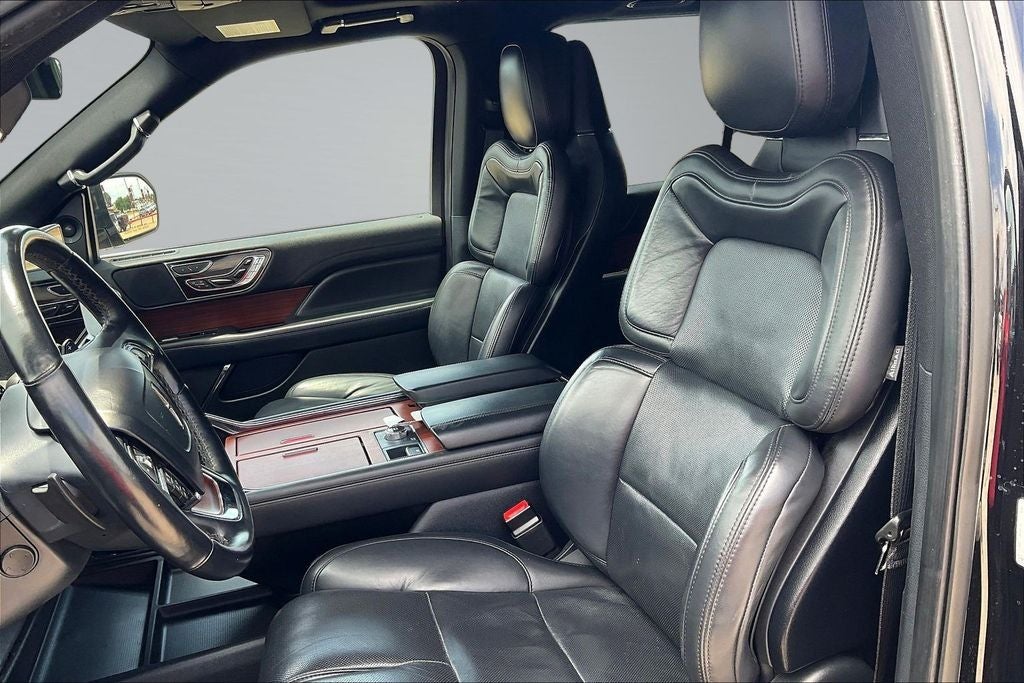 2023 Lincoln Navigator L Reserve