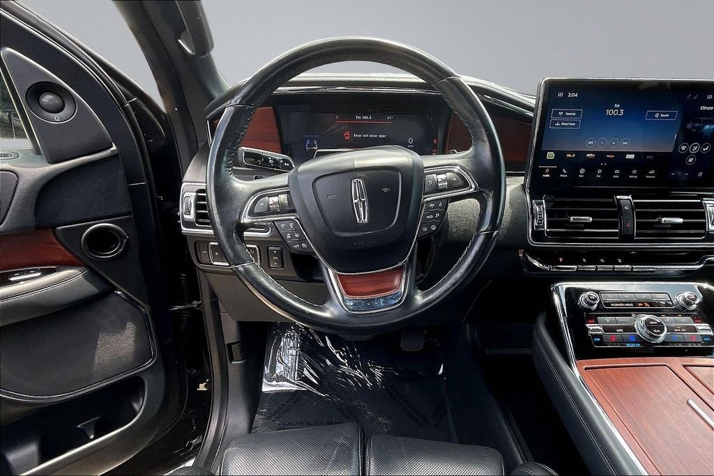 2023 Lincoln Navigator L Reserve