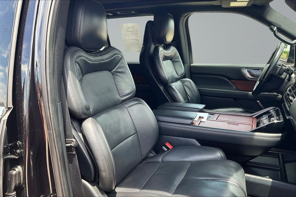 2023 Lincoln Navigator L Reserve