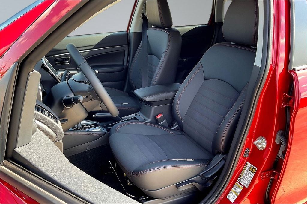 2027 Mitsubishi Outlander Sport 2.0 SE