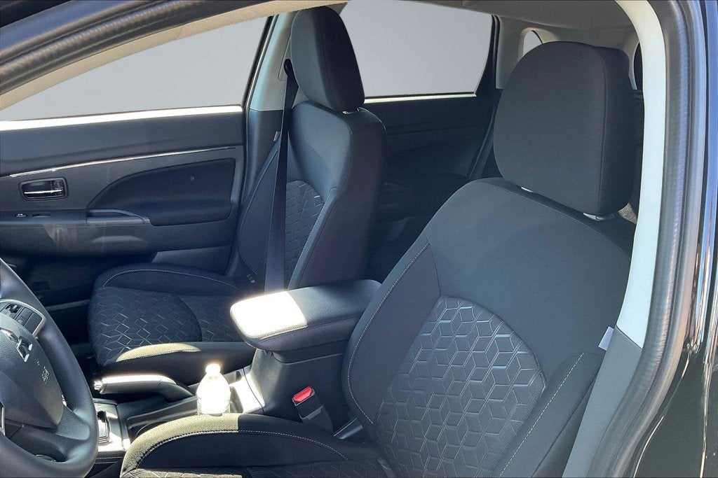 2027 Mitsubishi Outlander Sport 2.0 S