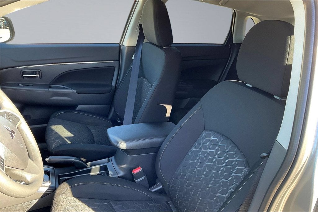 2027 Mitsubishi Outlander Sport 2.0 S