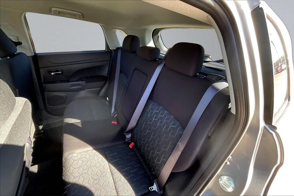 2027 Mitsubishi Outlander Sport 2.0 S