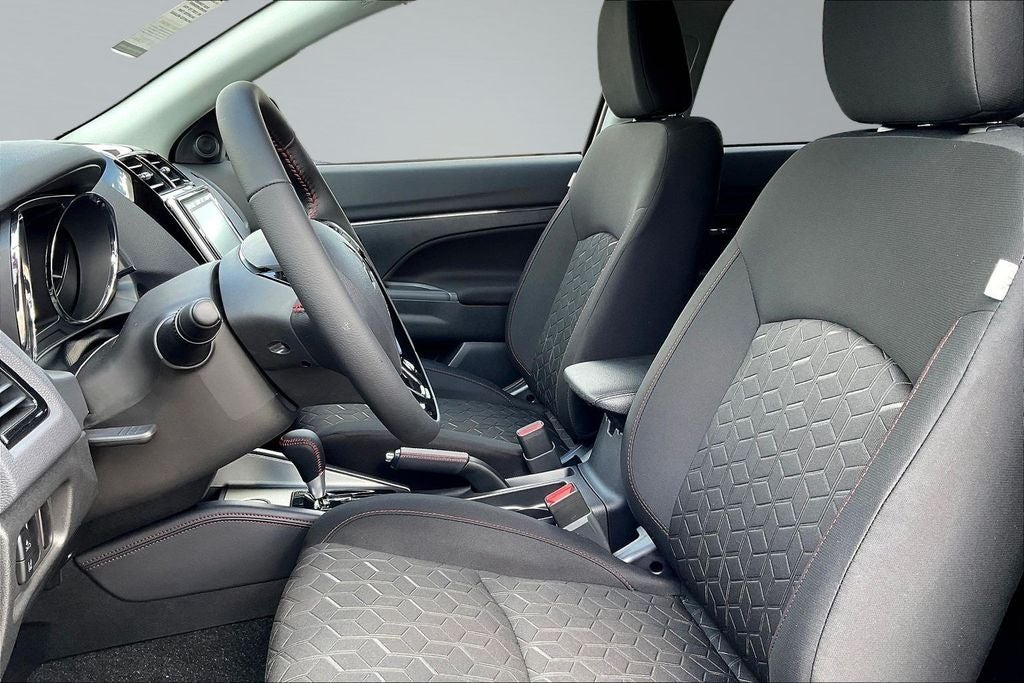 2027 Mitsubishi Outlander Sport 2.0 LE