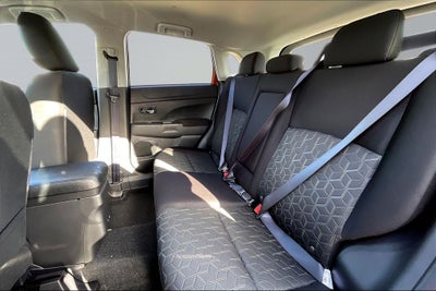 2027 Mitsubishi Outlander Sport 2.0 LE