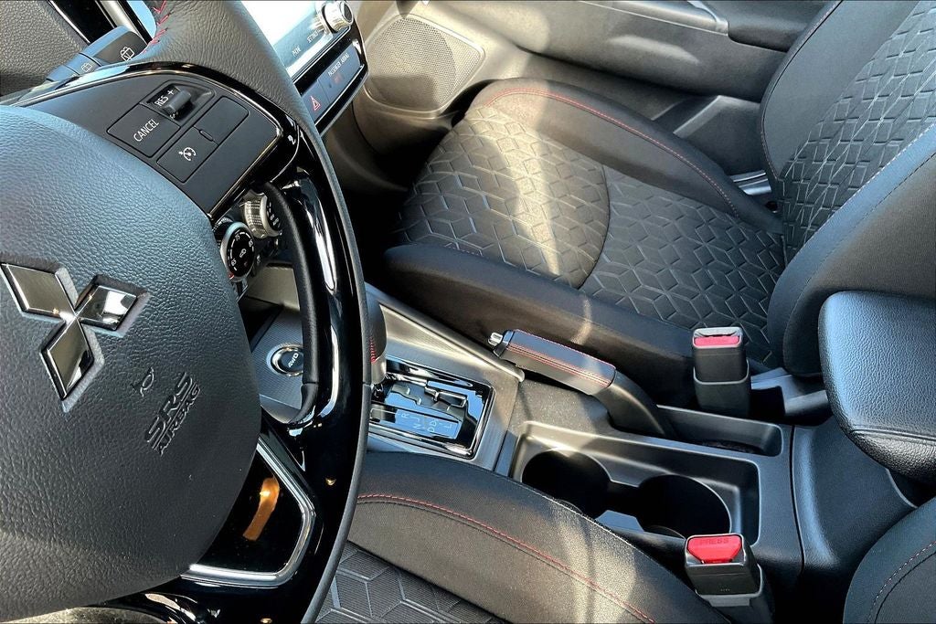 2027 Mitsubishi Outlander Sport 2.0 LE