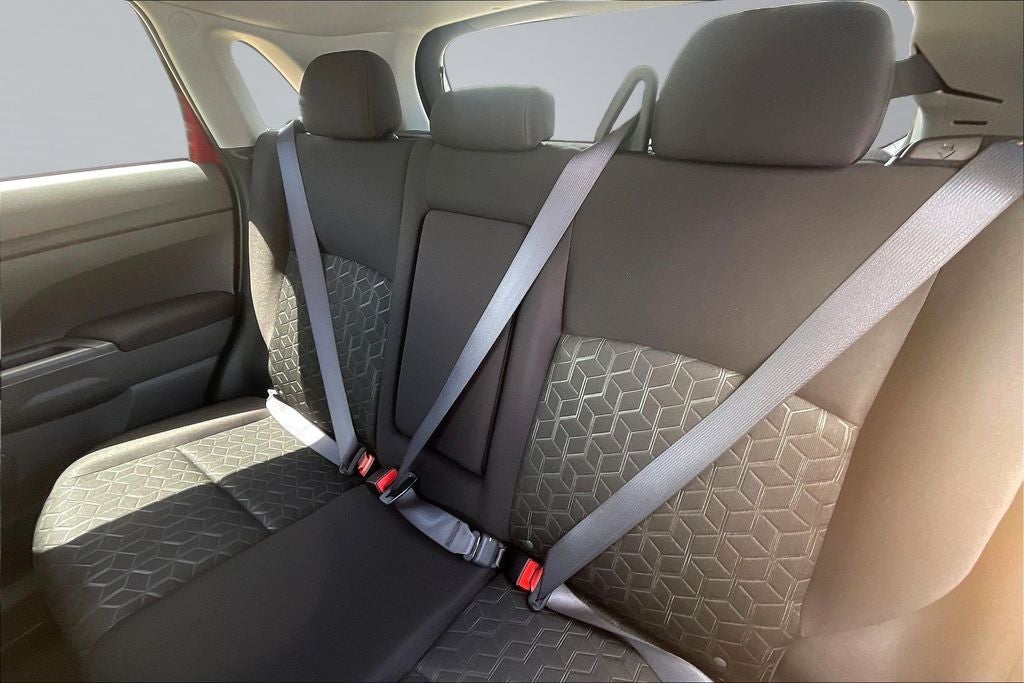 2026 Mitsubishi Outlander Sport 2.0 LE