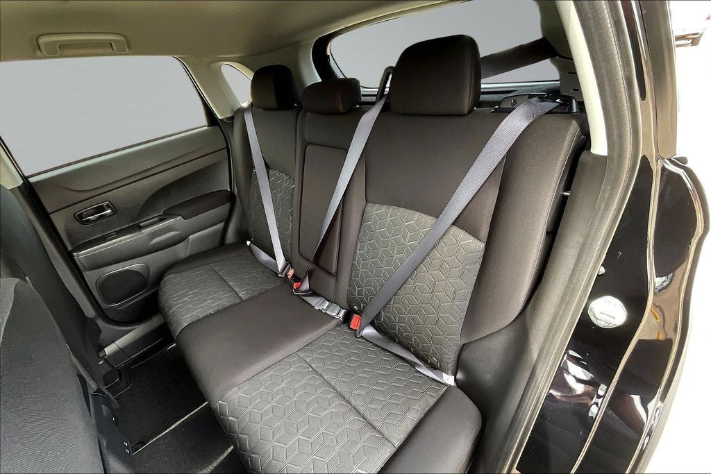 2026 Mitsubishi Outlander Sport 2.0 LE