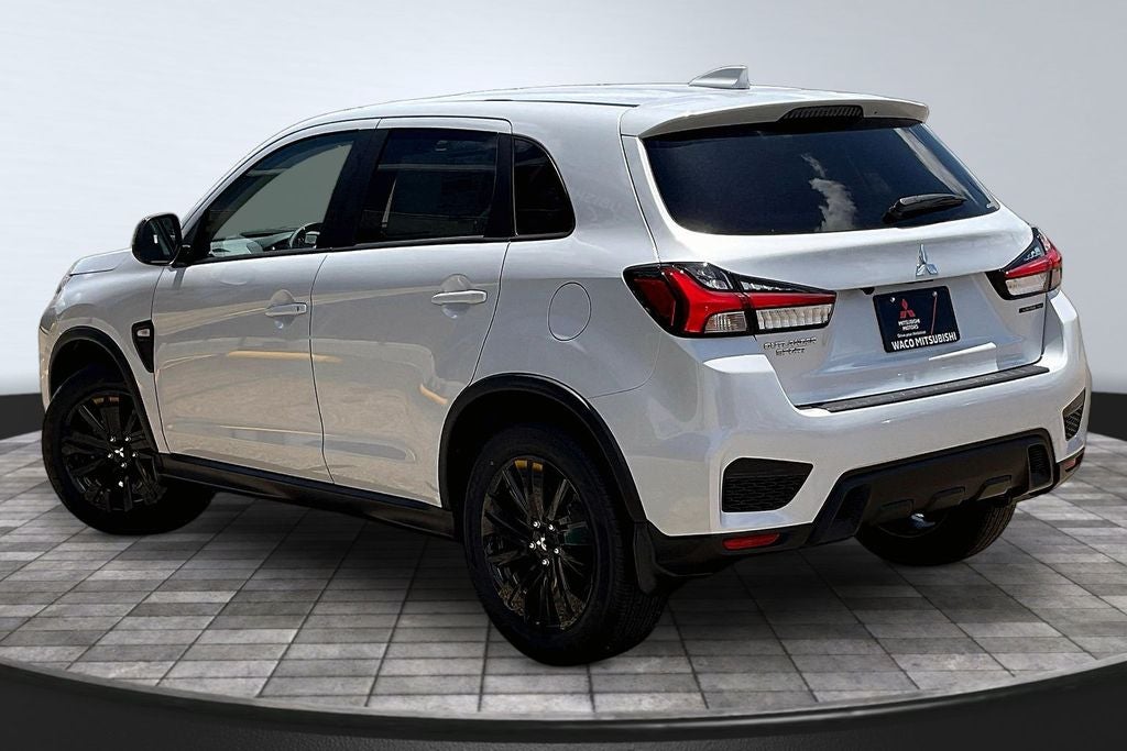 2026 Mitsubishi Outlander Sport 2.0 LE