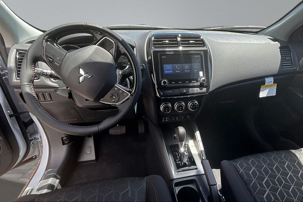 2026 Mitsubishi Outlander Sport 2.0 LE