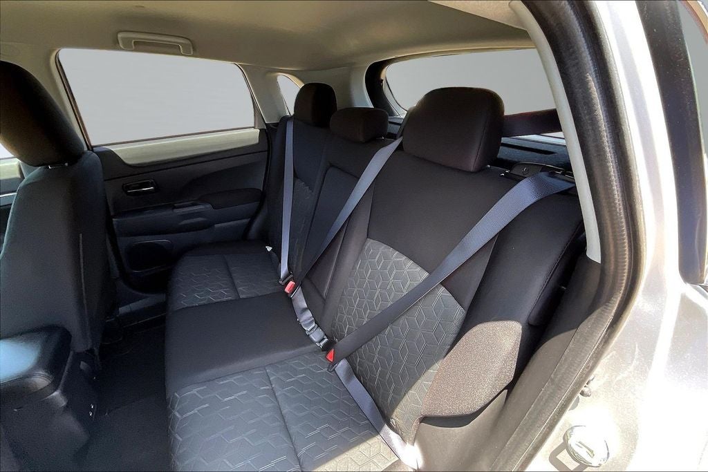 2026 Mitsubishi Outlander Sport 2.0 LE
