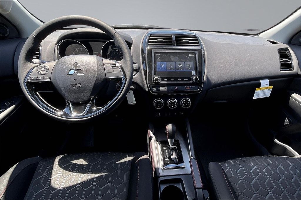 2026 Mitsubishi Outlander Sport 2.0 LE
