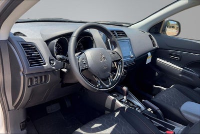 2026 Mitsubishi Outlander Sport 2.0 LE