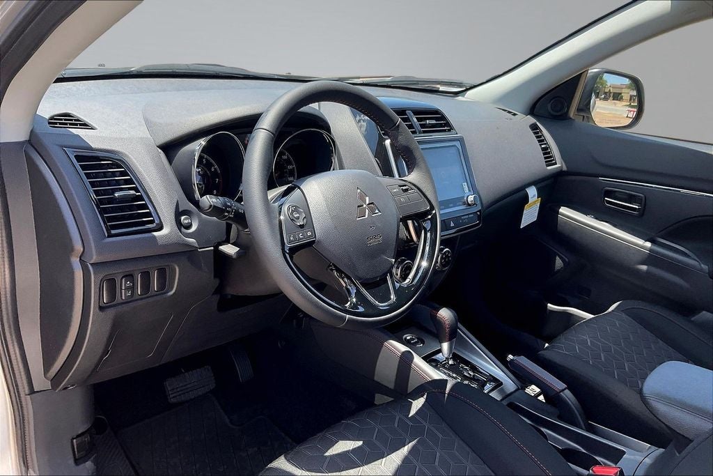 2026 Mitsubishi Outlander Sport 2.0 LE