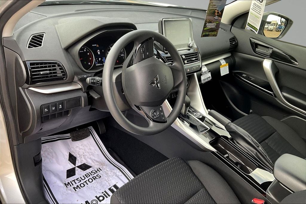 2026 Mitsubishi Eclipse Cross LE