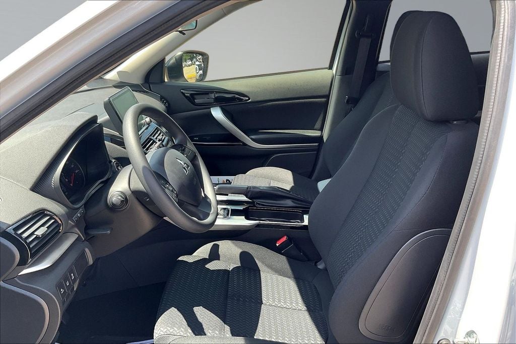 2026 Mitsubishi Eclipse Cross LE