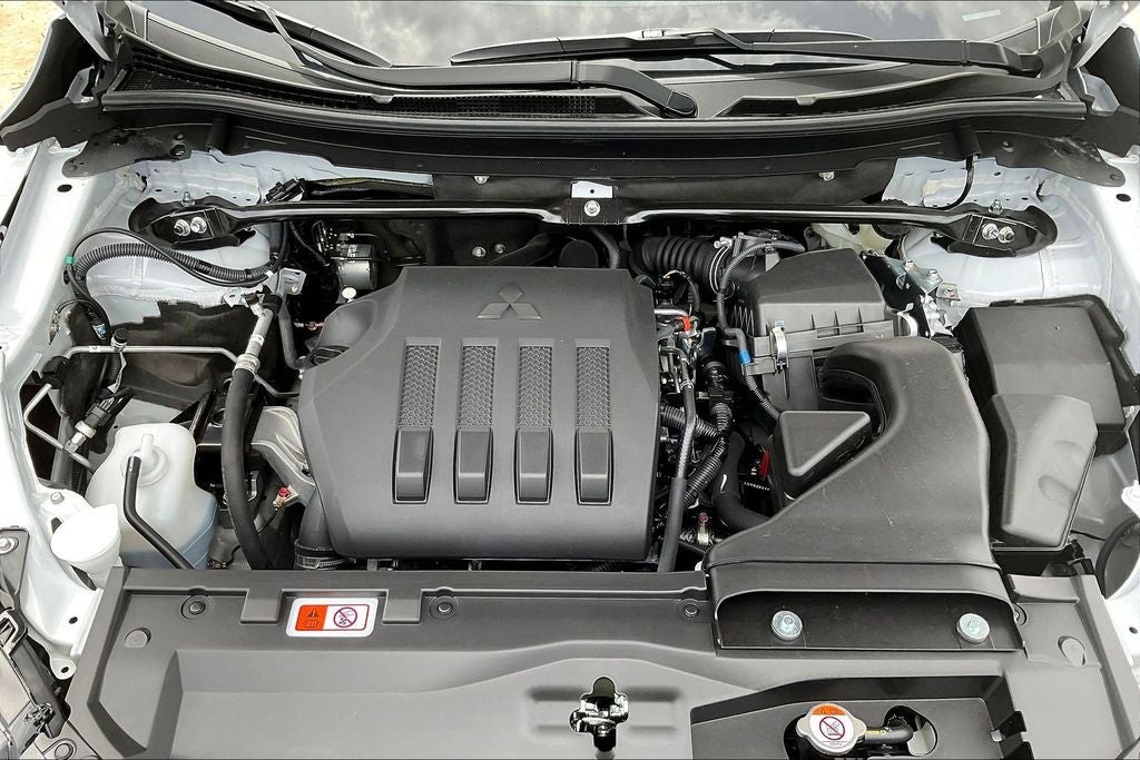 2026 Mitsubishi Eclipse Cross SE