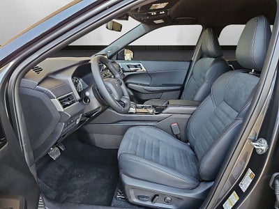 2026 Mitsubishi Outlander LE