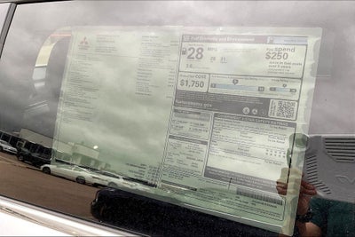 2026 Mitsubishi Outlander LE