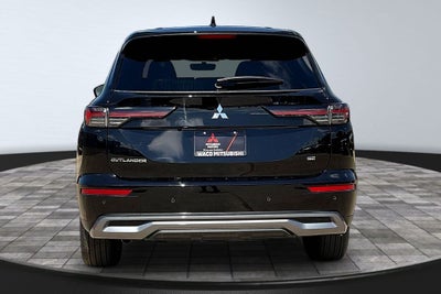 2026 Mitsubishi Outlander SE