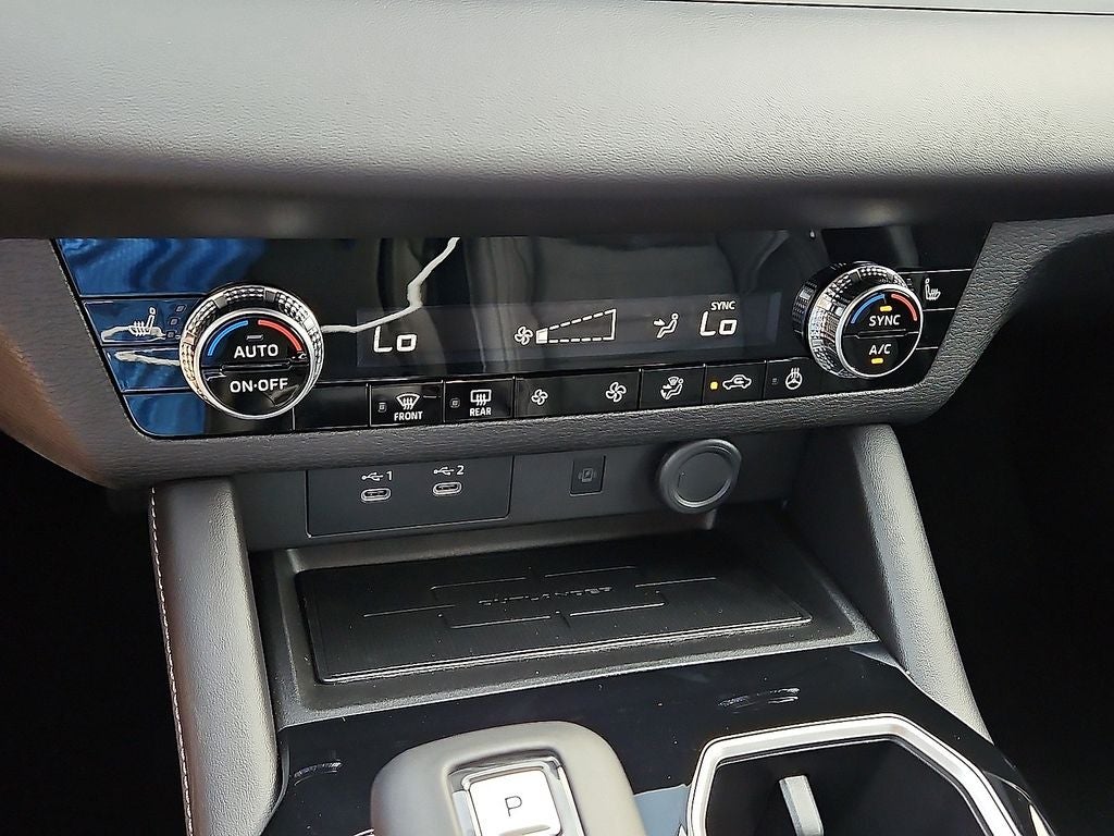 2026 Mitsubishi Outlander LE