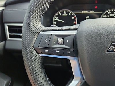 2026 Mitsubishi Outlander LE