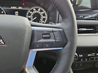 2026 Mitsubishi Outlander LE