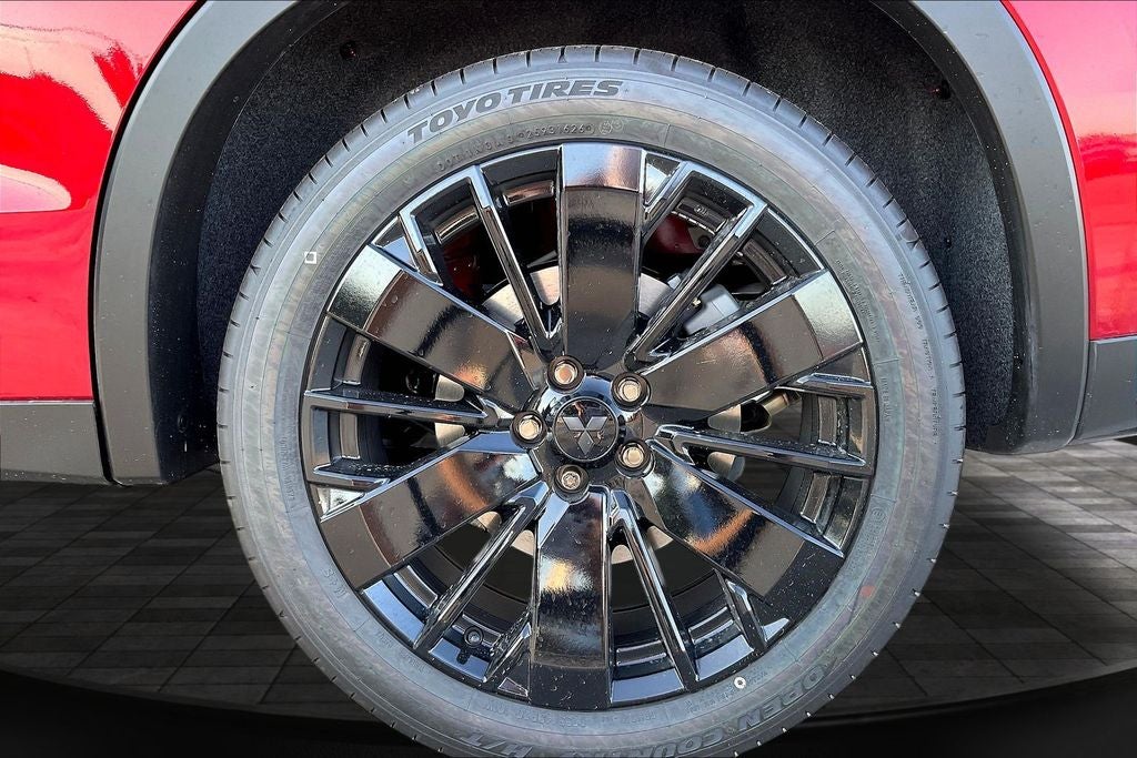2026 Mitsubishi Outlander LE