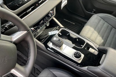 2026 Mitsubishi Outlander LE
