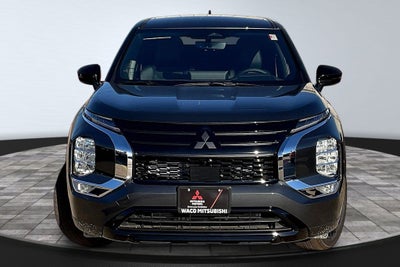 2026 Mitsubishi Outlander LE
