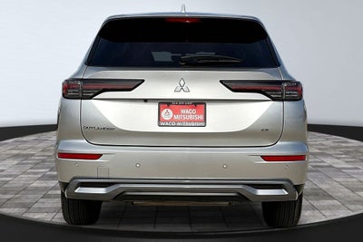 2026 Mitsubishi Outlander SE