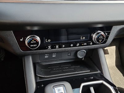 2026 Mitsubishi Outlander LE