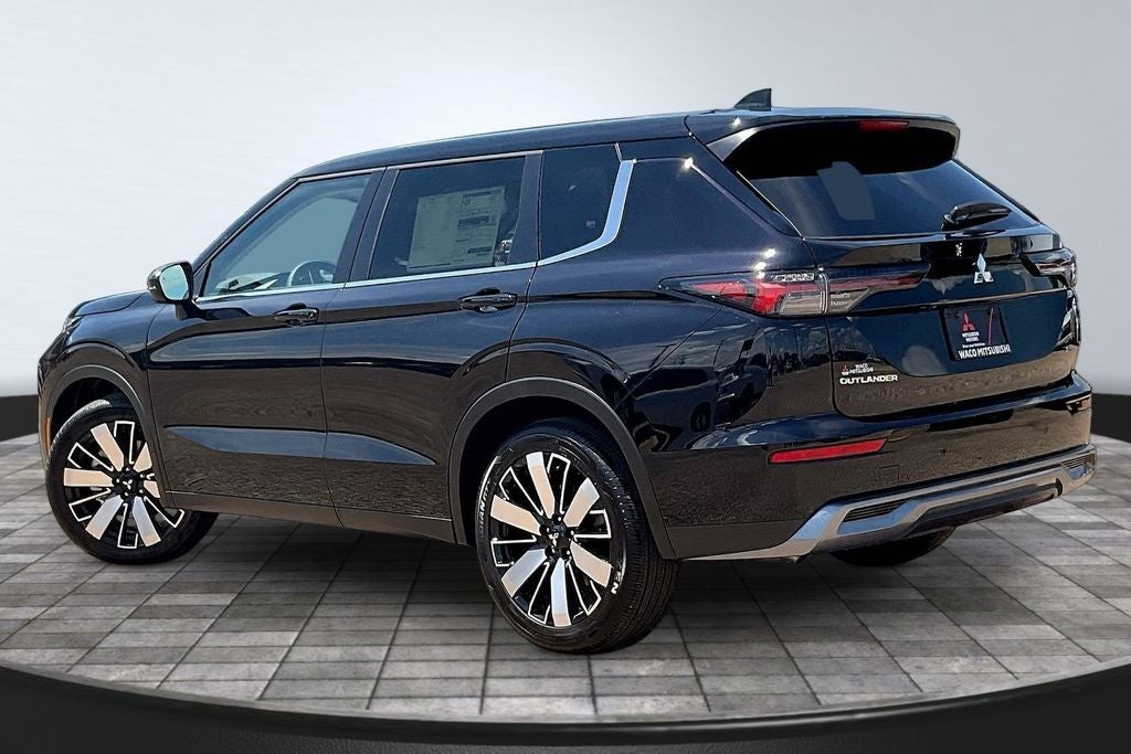 2026 Mitsubishi Outlander SE