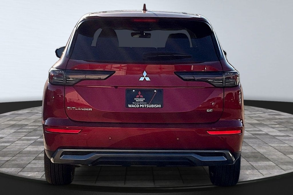 2026 Mitsubishi Outlander SE