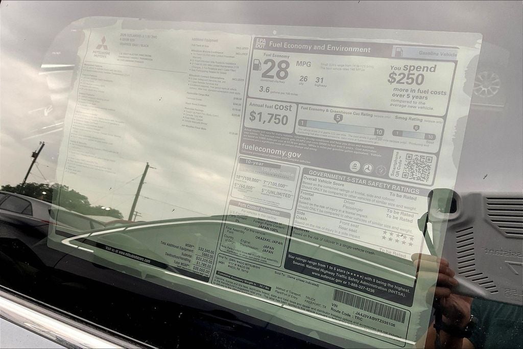 2026 Mitsubishi Outlander LE