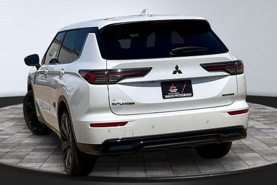 2026 Mitsubishi Outlander LE