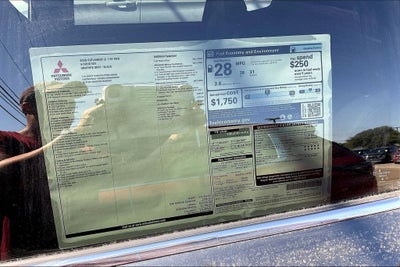 2026 Mitsubishi Outlander LE