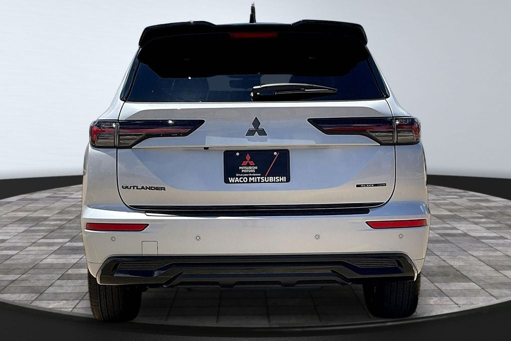 2026 Mitsubishi Outlander Black Edition