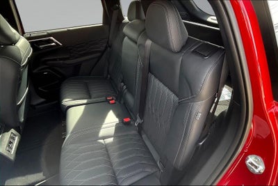 2026 Mitsubishi Outlander SEL