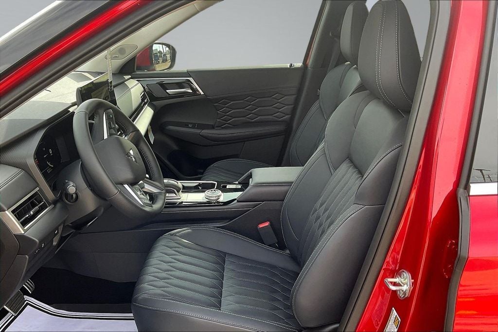 2026 Mitsubishi Outlander SEL