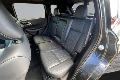 2026 Mitsubishi Outlander Black Edition